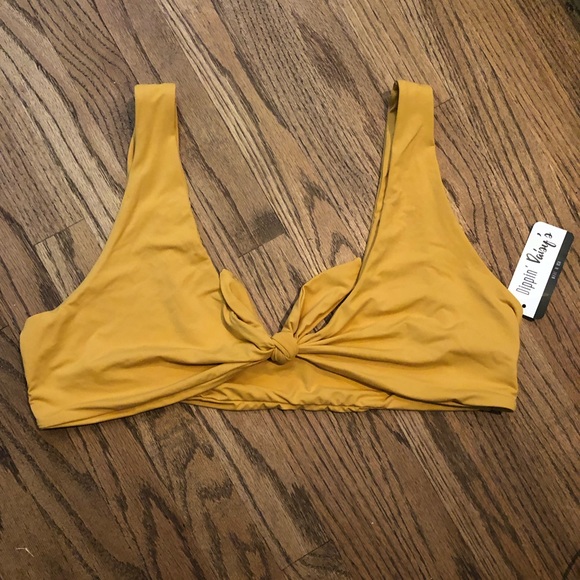 Dippin’ Daisy’s Muse Top - Picture 3 of 3